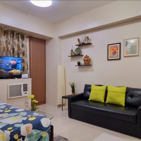 מנילה One Palm Tree Villas Condo Across Naia Terminal 3 מראה חיצוני תמונה