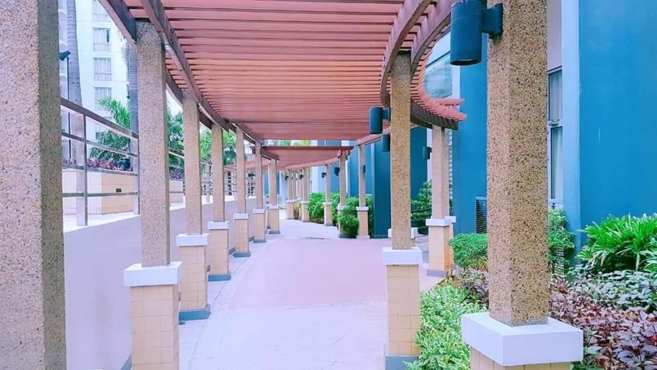מנילה One Palm Tree Villas Condo Across Naia Terminal 3 מראה חיצוני תמונה