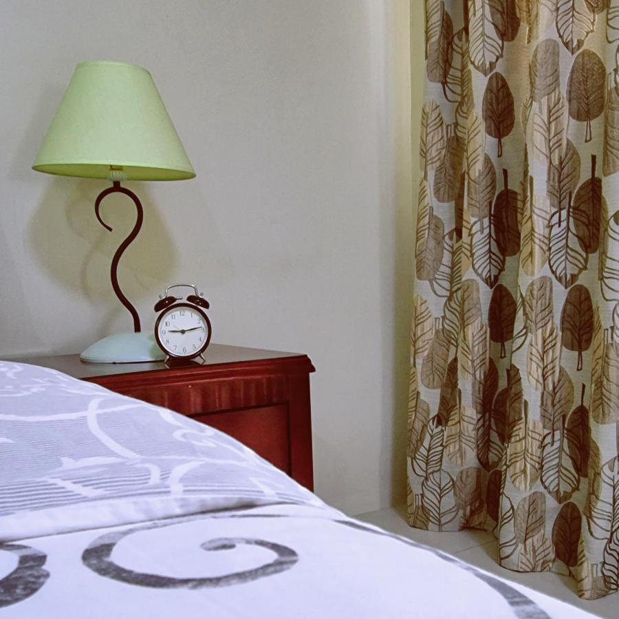מנילה One Palm Tree Villas Condo Across Naia Terminal 3 מראה חיצוני תמונה