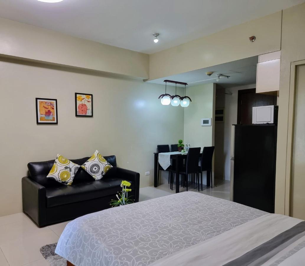 מנילה One Palm Tree Villas Condo Across Naia Terminal 3 מראה חיצוני תמונה