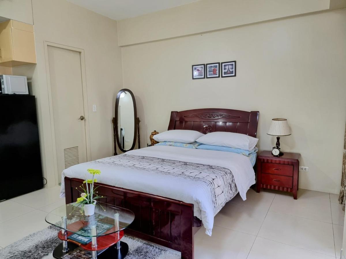 מנילה One Palm Tree Villas Condo Across Naia Terminal 3 מראה חיצוני תמונה