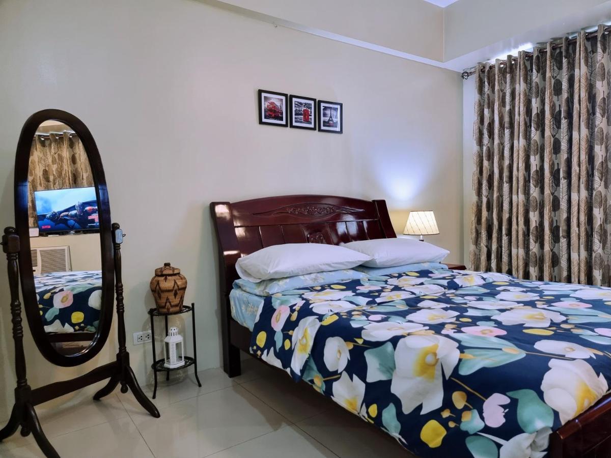 מנילה One Palm Tree Villas Condo Across Naia Terminal 3 מראה חיצוני תמונה