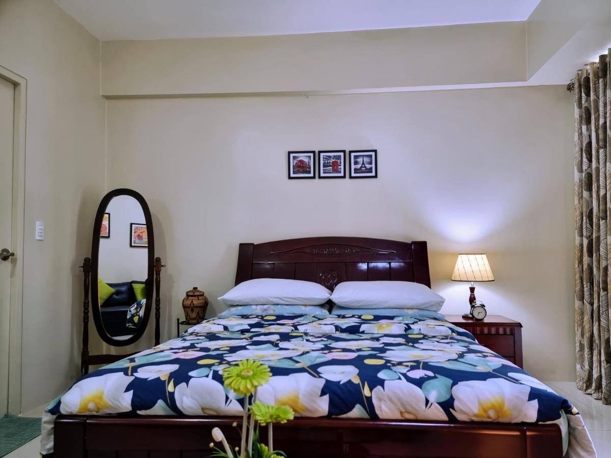מנילה One Palm Tree Villas Condo Across Naia Terminal 3 מראה חיצוני תמונה