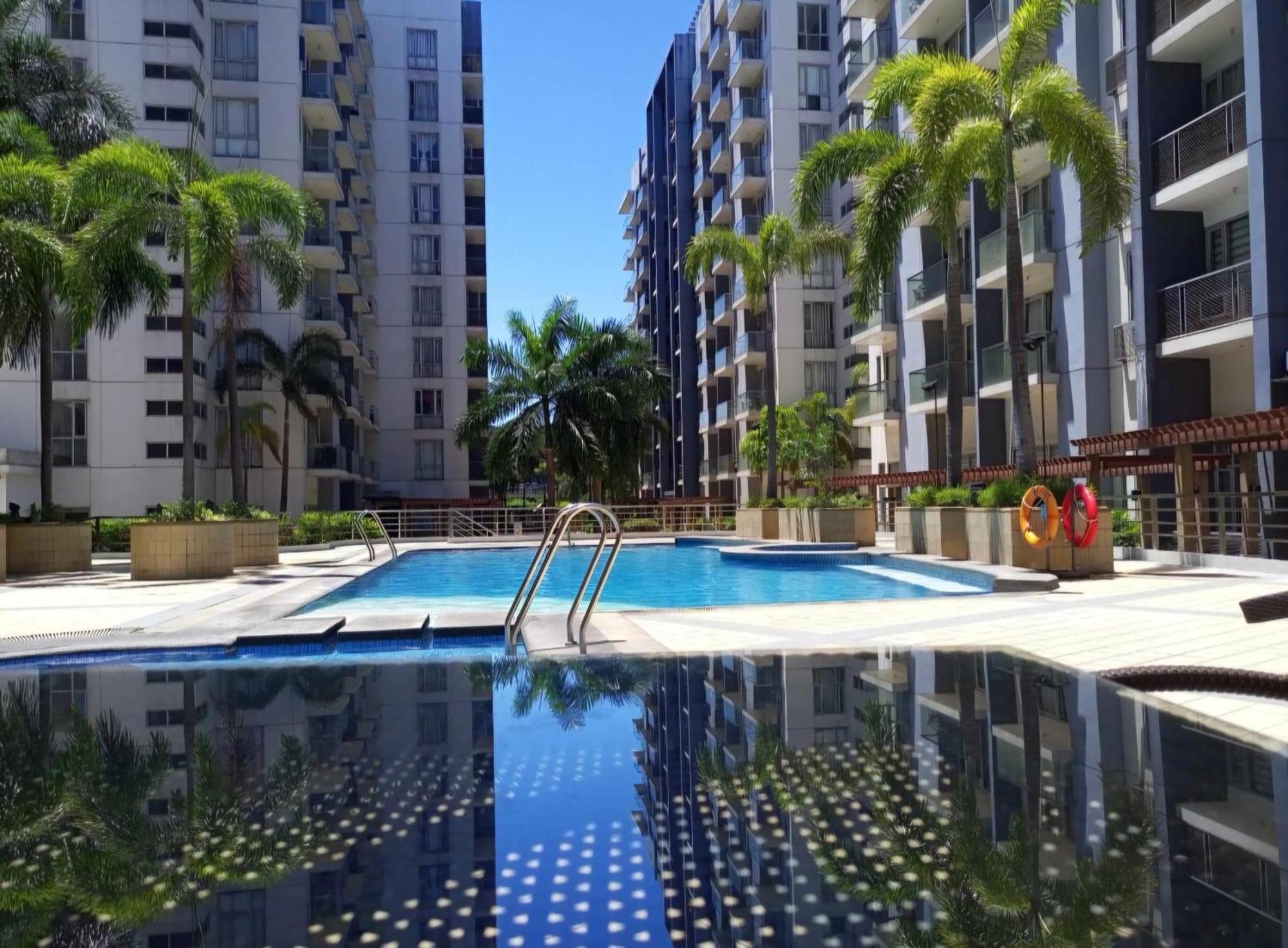 מנילה One Palm Tree Villas Condo Across Naia Terminal 3 מראה חיצוני תמונה